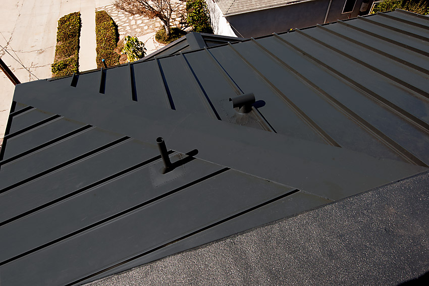 Standing seam roof